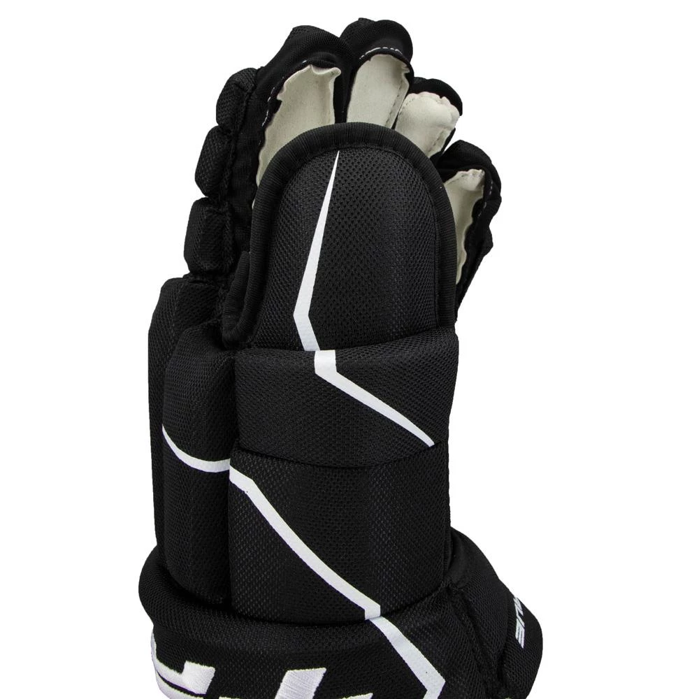 TRUE Catalyst 5X Gloves - Junior - Image 4