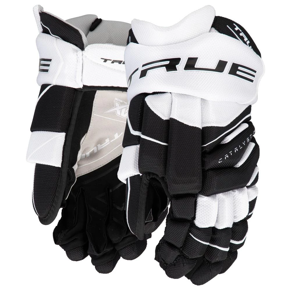 TRUE Catalyst 7X Hockey Gloves - Junior - Image 9